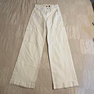 American Eagle Super High-Ruse Baggy Wide Leg white cargo jeans